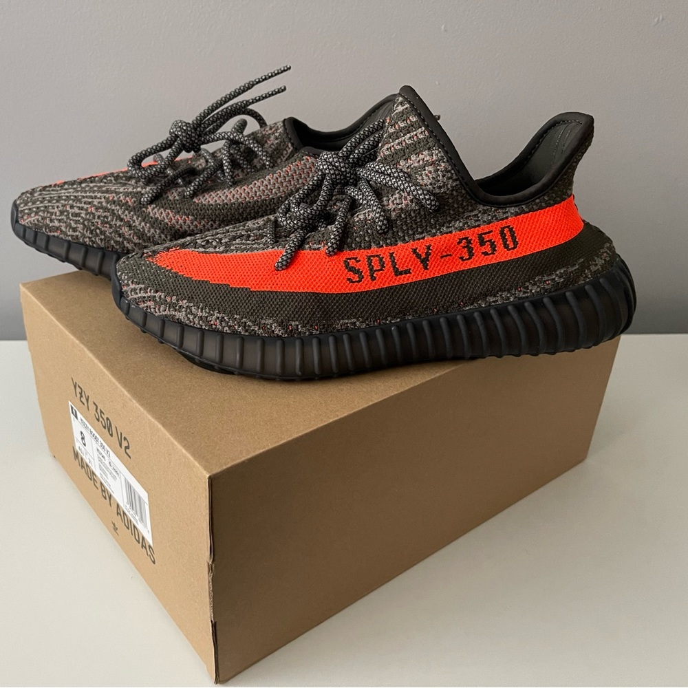 ✨YEEZY BOOST 350✨ Carbon Belugas *NWT* Mens 8